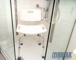 ΚΑΡΕΚΛΑ ΜΠΑΝΙΟΥ ΜΕ ΠΛΑΤΗ