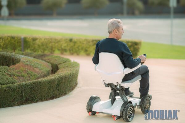 Ηλεκτροκίνητο αμαξίδιο ROBODRIVE 1